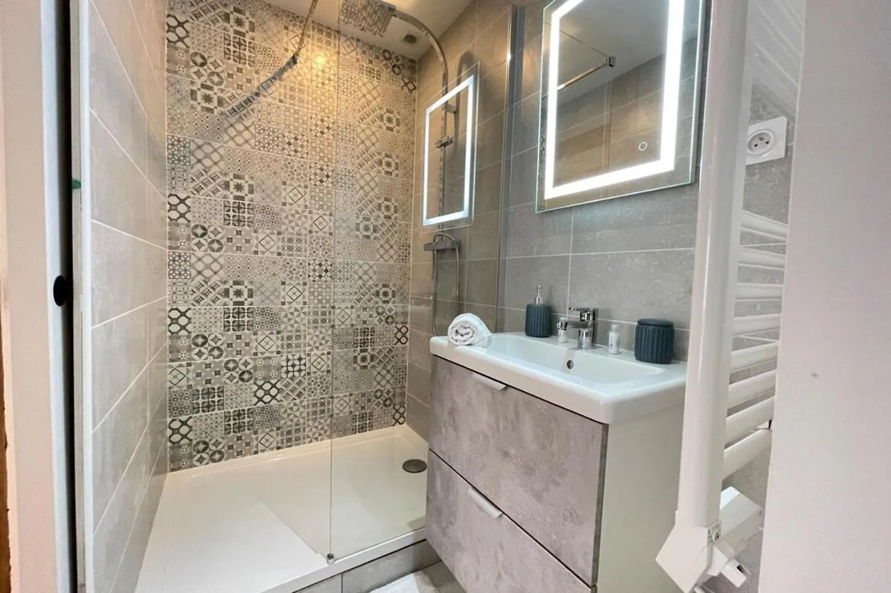 Le Petit Nid Wifinetflix Longchampgare Scnf Apartment Marseille France