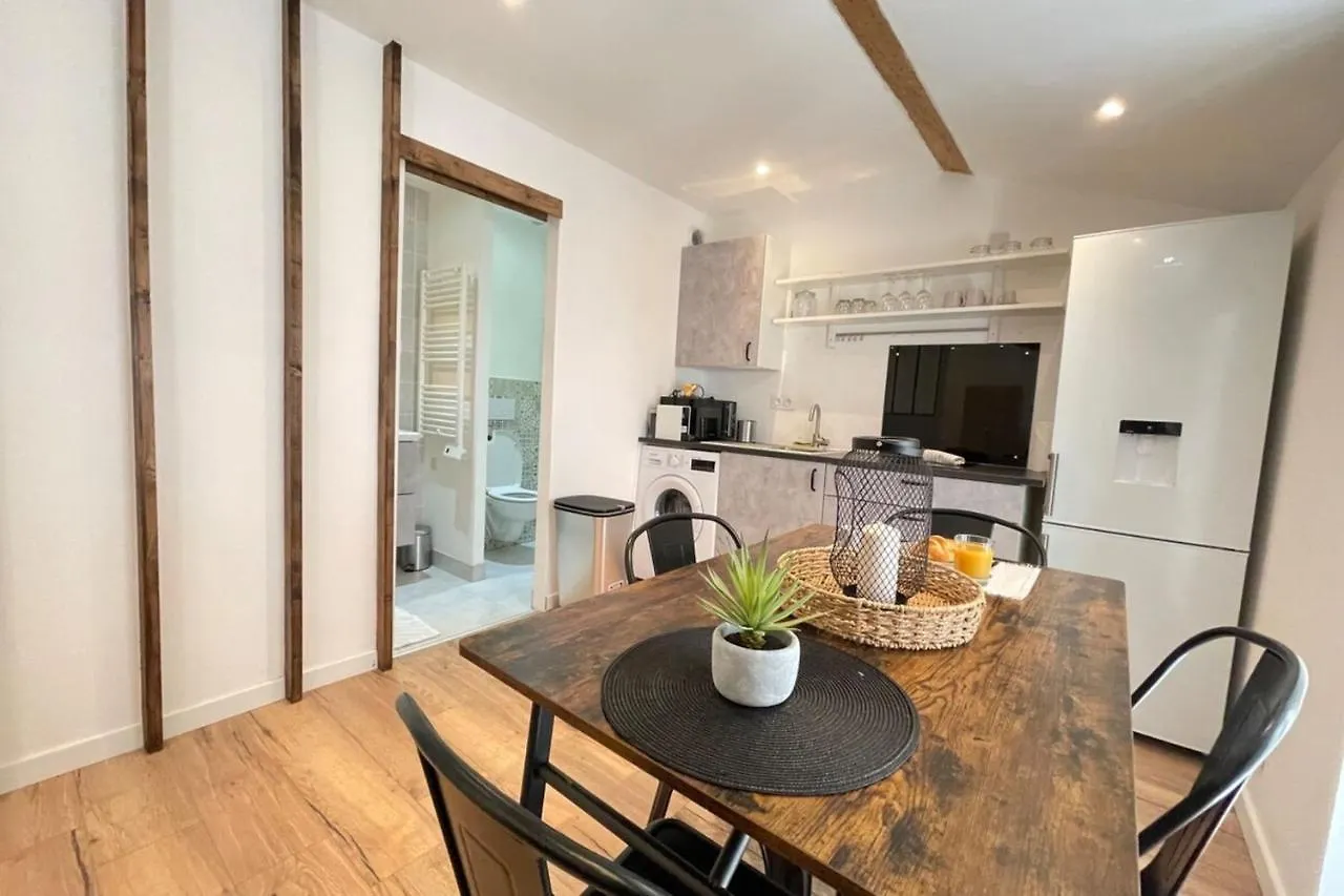 Apartament Le Petit Nid Wifinetflix Longchampgare Scnf Marsylia 0*,  Francja